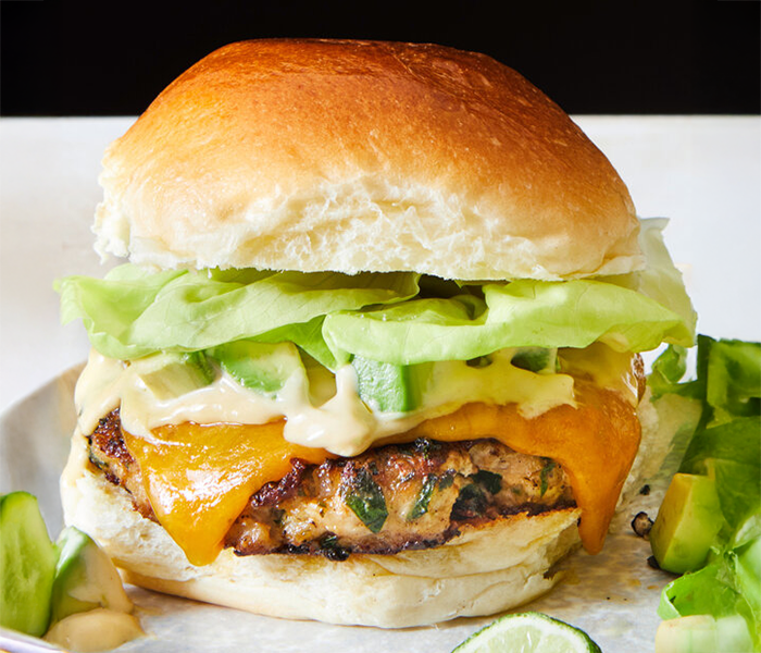 CHICKEN BURGER